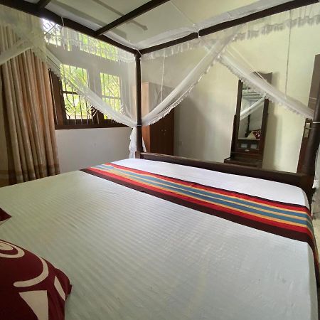 Villa Wedagedara Unawatuna Bagian luar foto