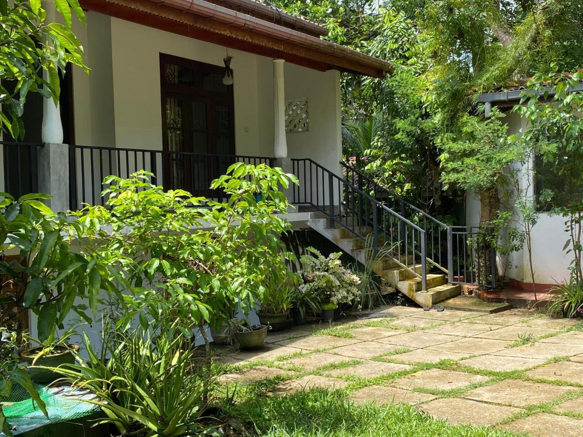 Villa Wedagedara Unawatuna Bagian luar foto